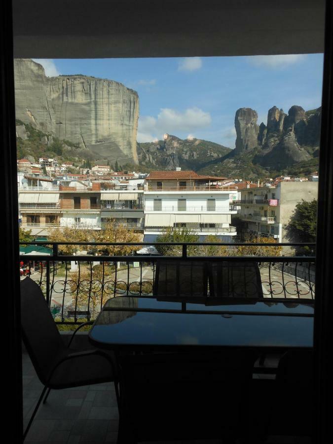 Meteora Panorama At The City Center Kalambaka Exterior foto